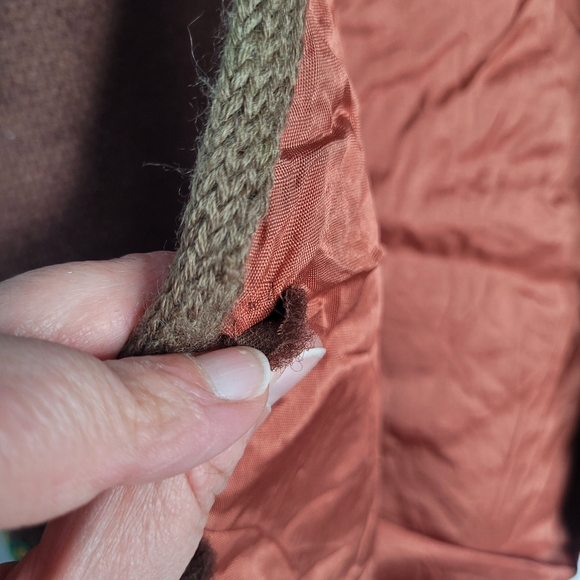 Vintage brown wool vest with embroidery - Picture 16 of 16